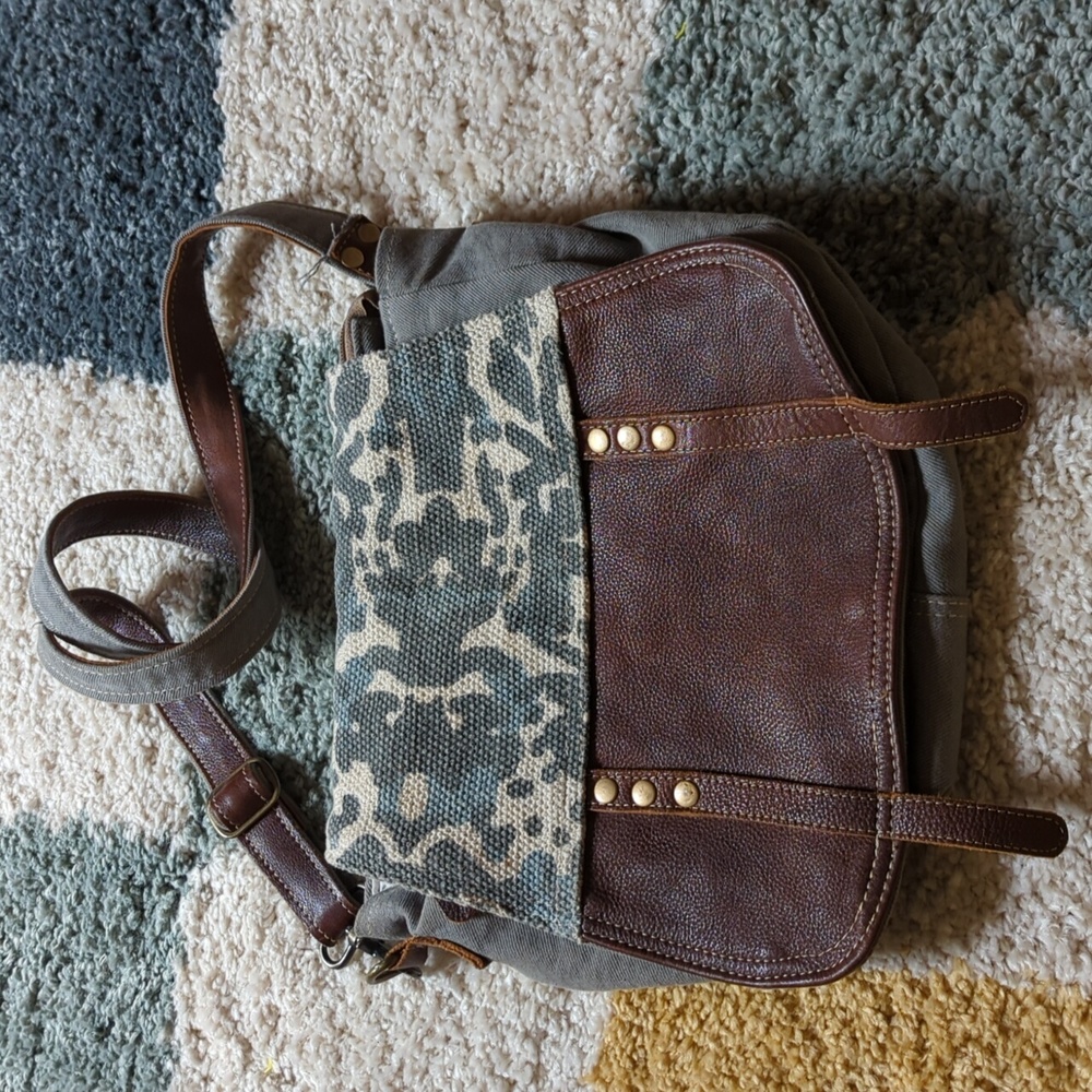 Myra leather/canvas saddle bag